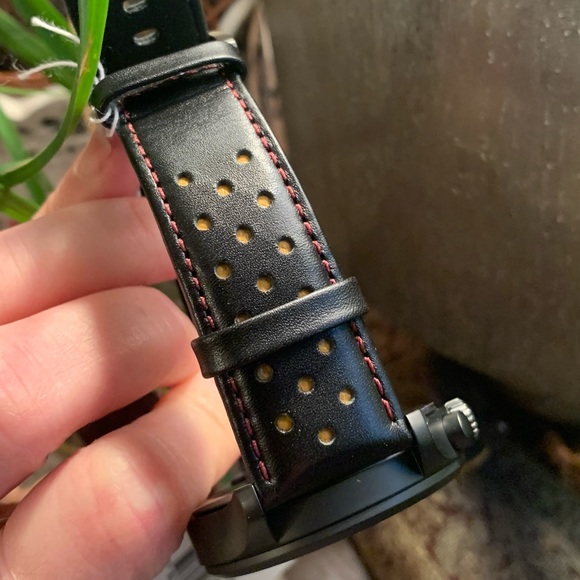 Authentic TISSOT 1853 45mm NBA leather perforated strap - Picture 13 of 14